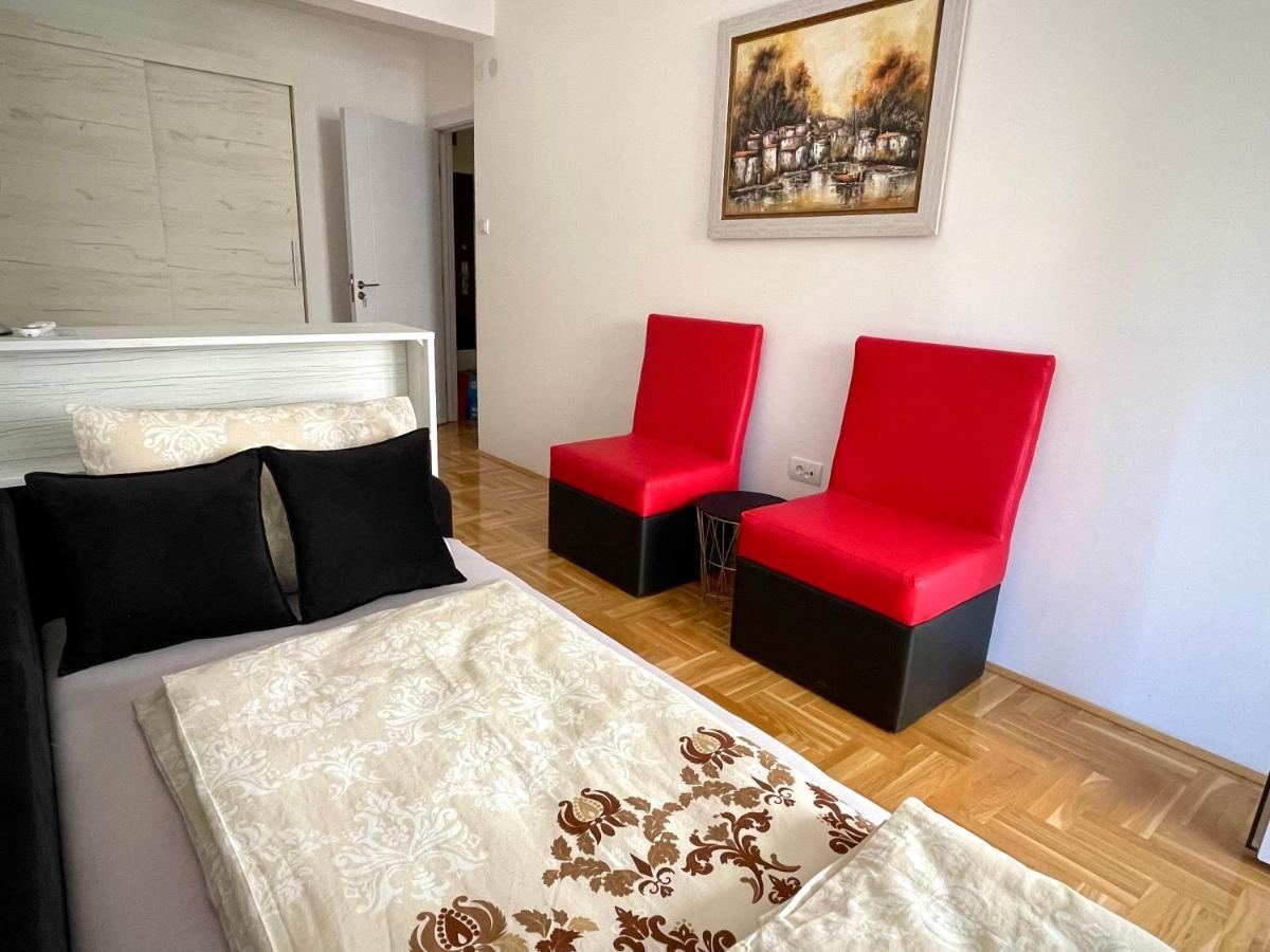City Apartmani Ni Buitenkant foto